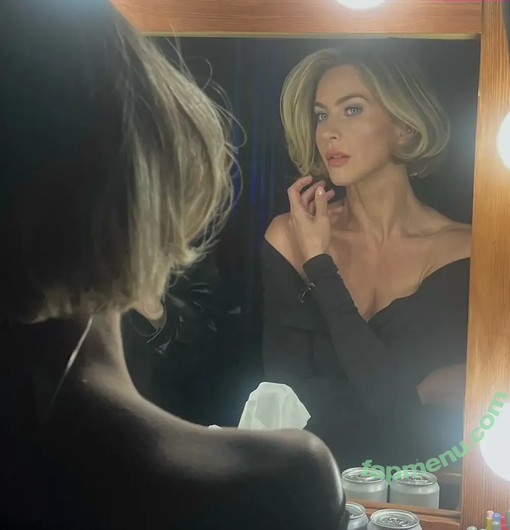 Julianne Hough nude photo #1820 (juleshough)