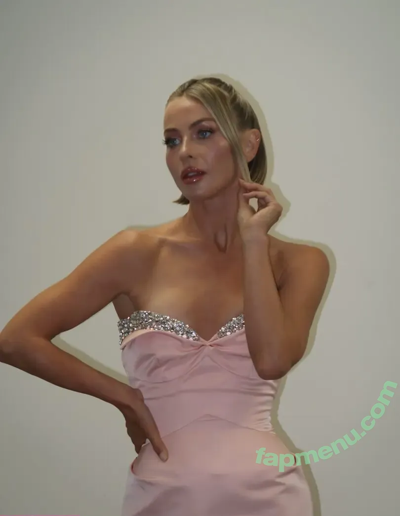 Julianne Hough nude photo #1849 (juleshough)