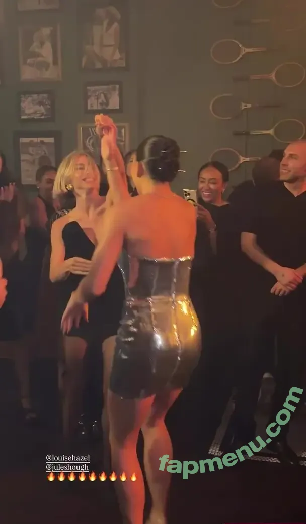 Julianne Hough nude photo #1855 (juleshough)