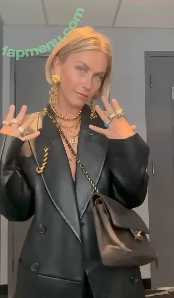 Julianne Hough nude photo #1863 (juleshough)