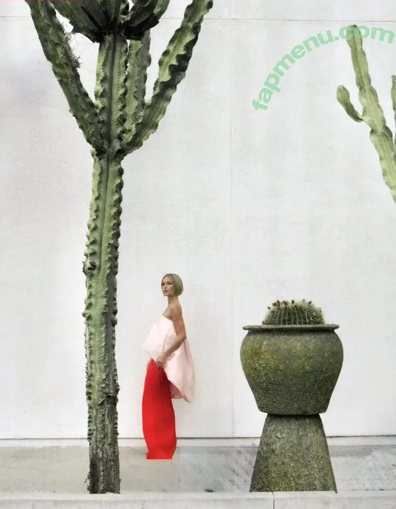 Julianne Hough nude photo #1928 (juleshough)