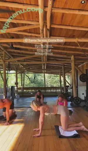 Julianne Hough / juleshough / juliannehough nude photo #2037