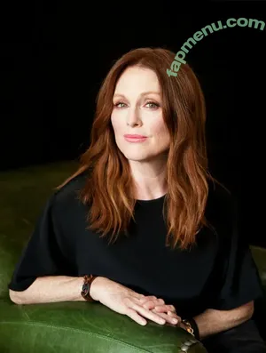 Julianne Moore / juliannemoore nude photo #0147