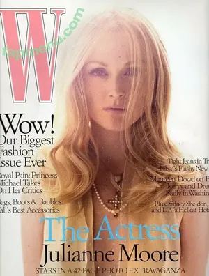 Julianne Moore / juliannemoore nude photo #0151