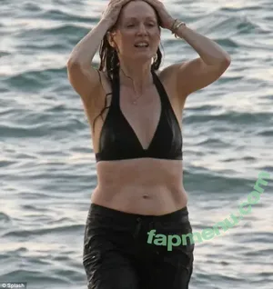 Julianne Moore / juliannemoore nude photo #0154