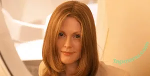Julianne Moore / juliannemoore nude photo #0155