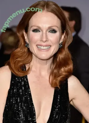 Julianne Moore / juliannemoore nude photo #0178
