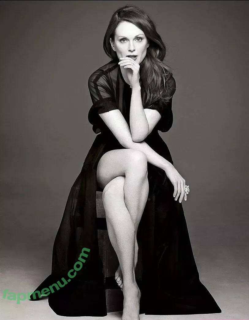 Julianne Moore nude photo #0050 (juliannemoore)