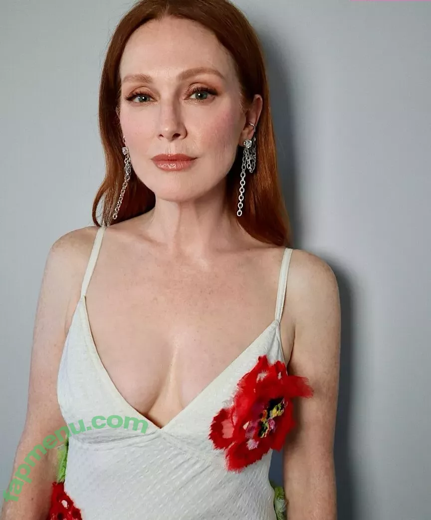 Julianne Moore nude photo #0072 (juliannemoore)