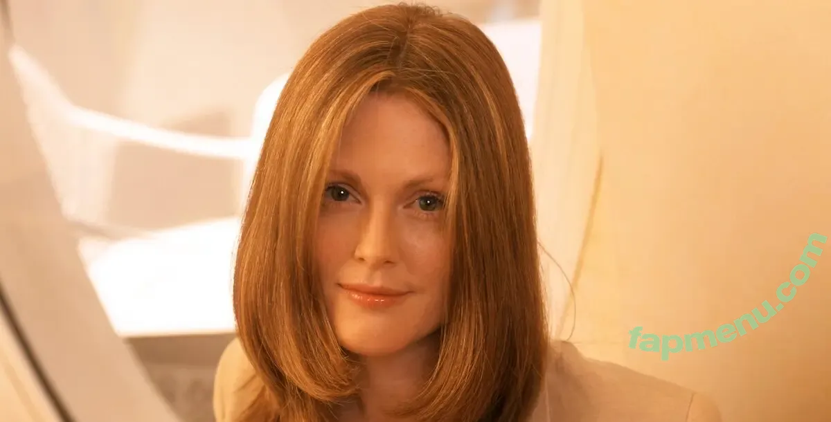 Julianne Moore nude photo #0155 (juliannemoore)