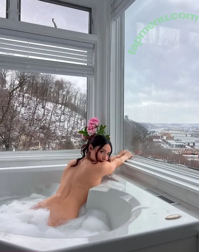 Juliapic nude photo #0010 (jumottax)