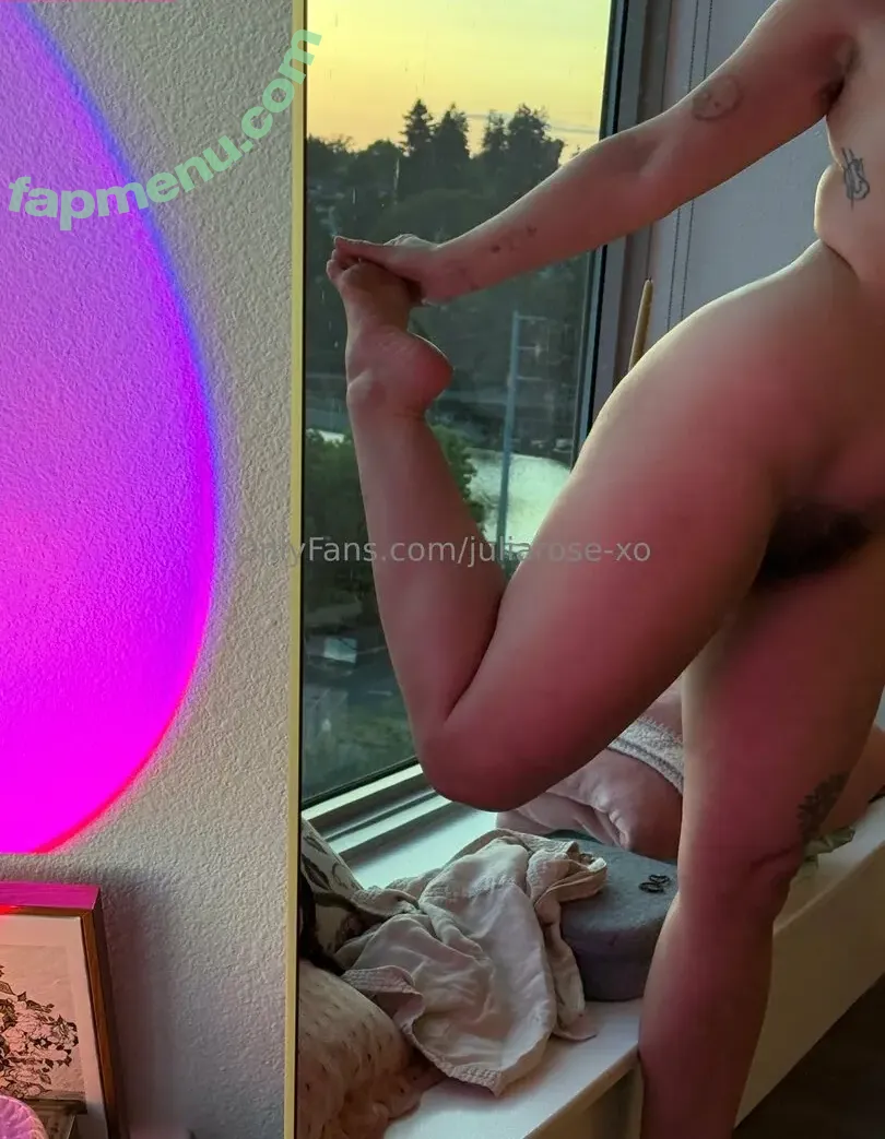 juliarose-xo nude photo #0022 (julia.rose.xo)