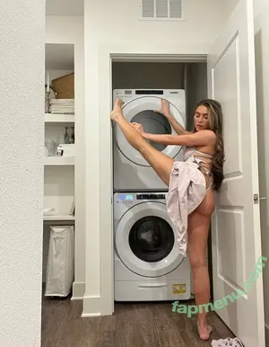 juliasandoval / julialynnsandoval nude photo #0012