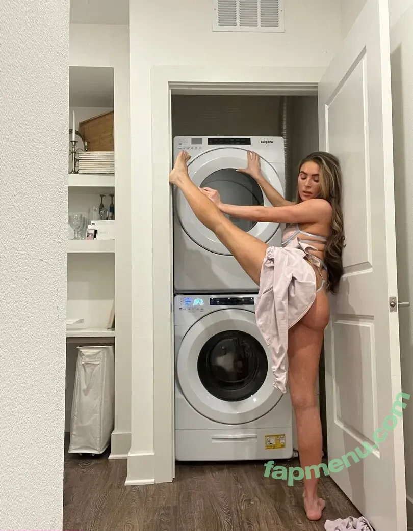 juliasandoval nude photo #0012 (julialynnsandoval)