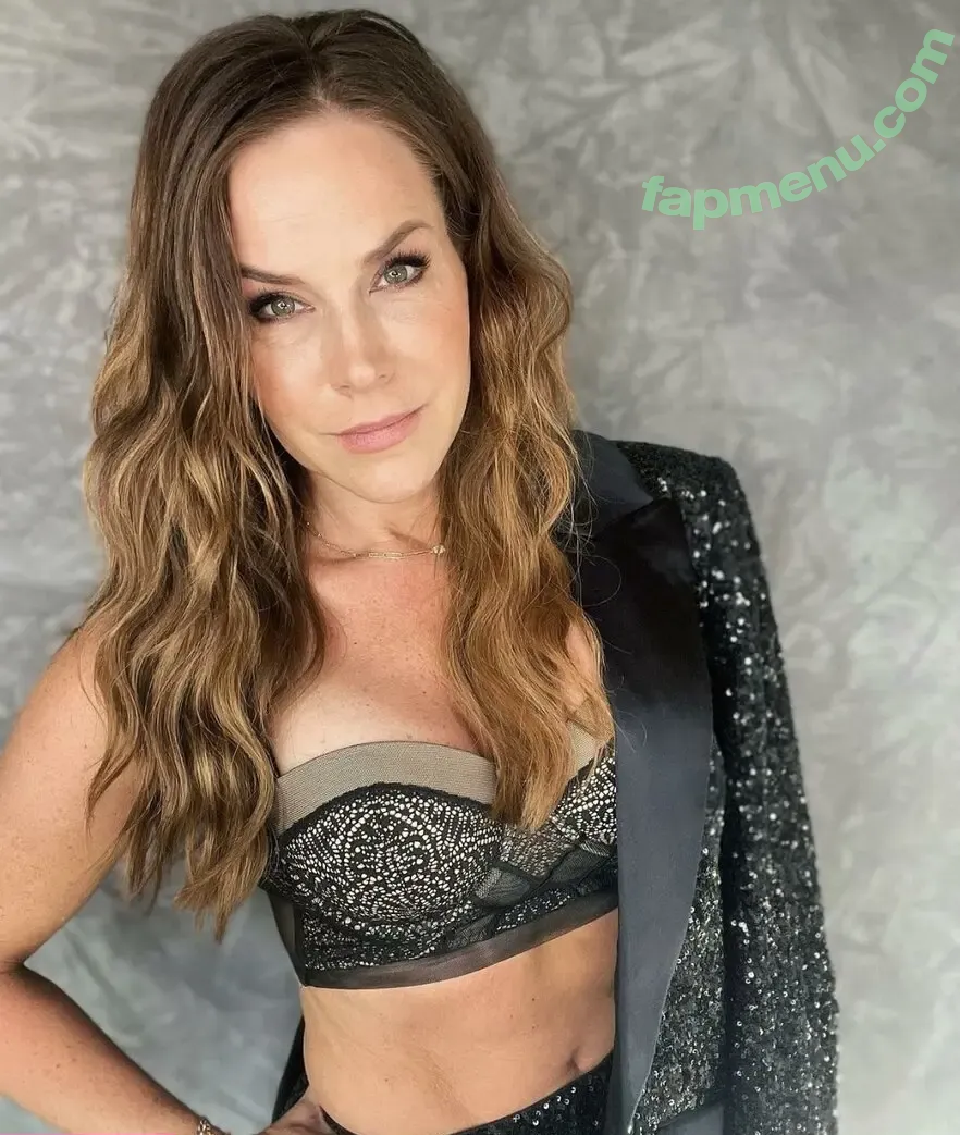 Julie Benz nude photo #0065 (juliebenzmft)