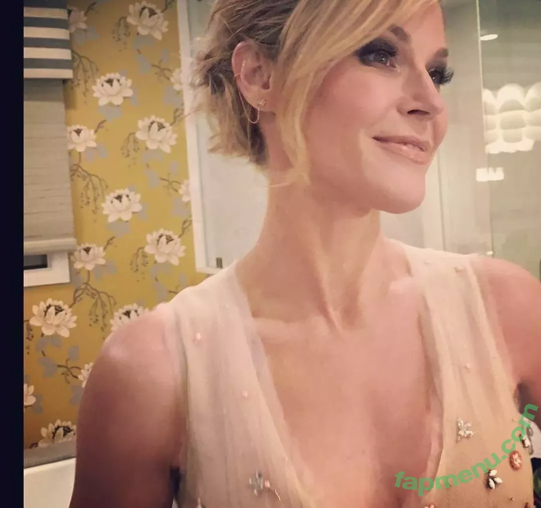 Julie Bowen nude photo #0114 (itsjuliebowen / lindseybowenn)