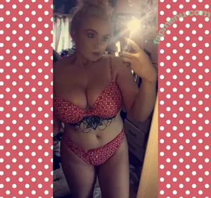 Julie Donaldson / julieeeed1997 nude photo #0008