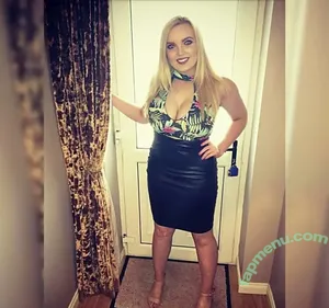 Julie Donaldson / julieeeed1997 nude photo #0013