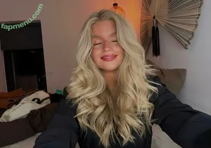 Julie Hem Kristensen / juliehemkristensen nude photo #0042