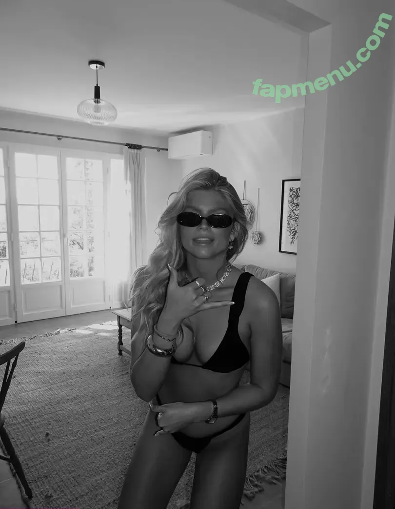 Julie Hem Kristensen nude photo #0030 (juliehemkristensen)