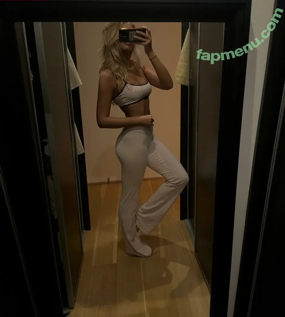 Julie Hem Kristensen nude photo #0031 (juliehemkristensen)