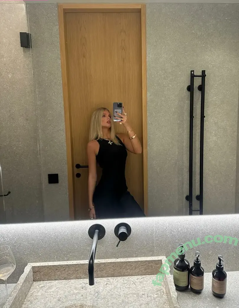 Julie Hem Kristensen nude photo #0050 (juliehemkristensen)