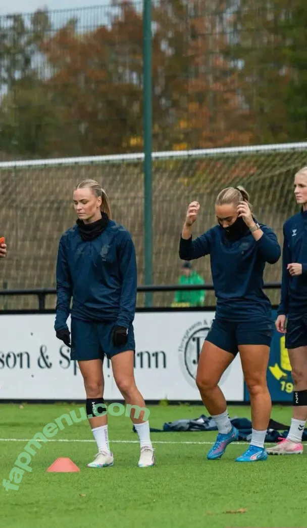 Julie Jorde nude photo #0041 (JulieJorde)