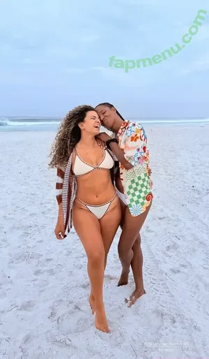 Julie Santos / julia.santos / julieoficial_ nude photo #0024