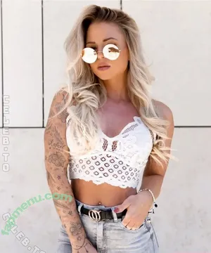 Julie_Sixx nude photo #0012