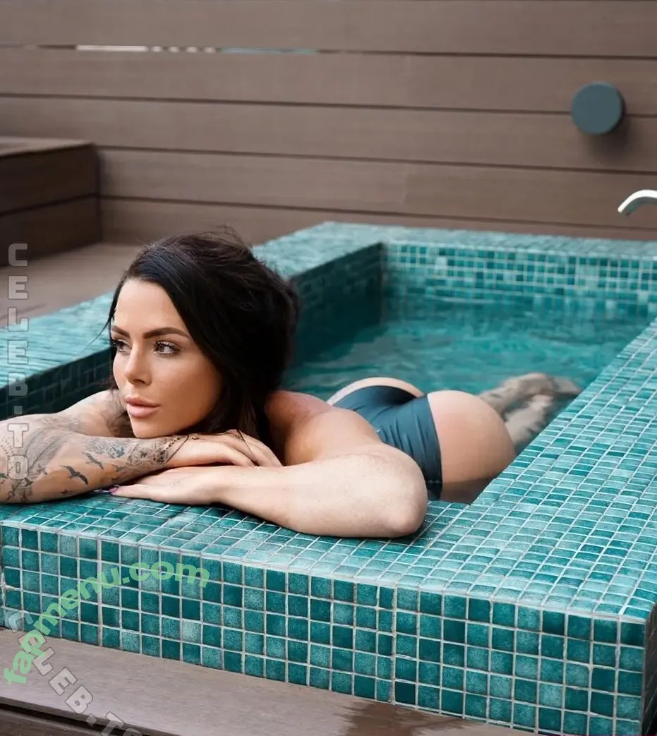 Julie_Sixx nude photo #0008 (Julie_Sixx)