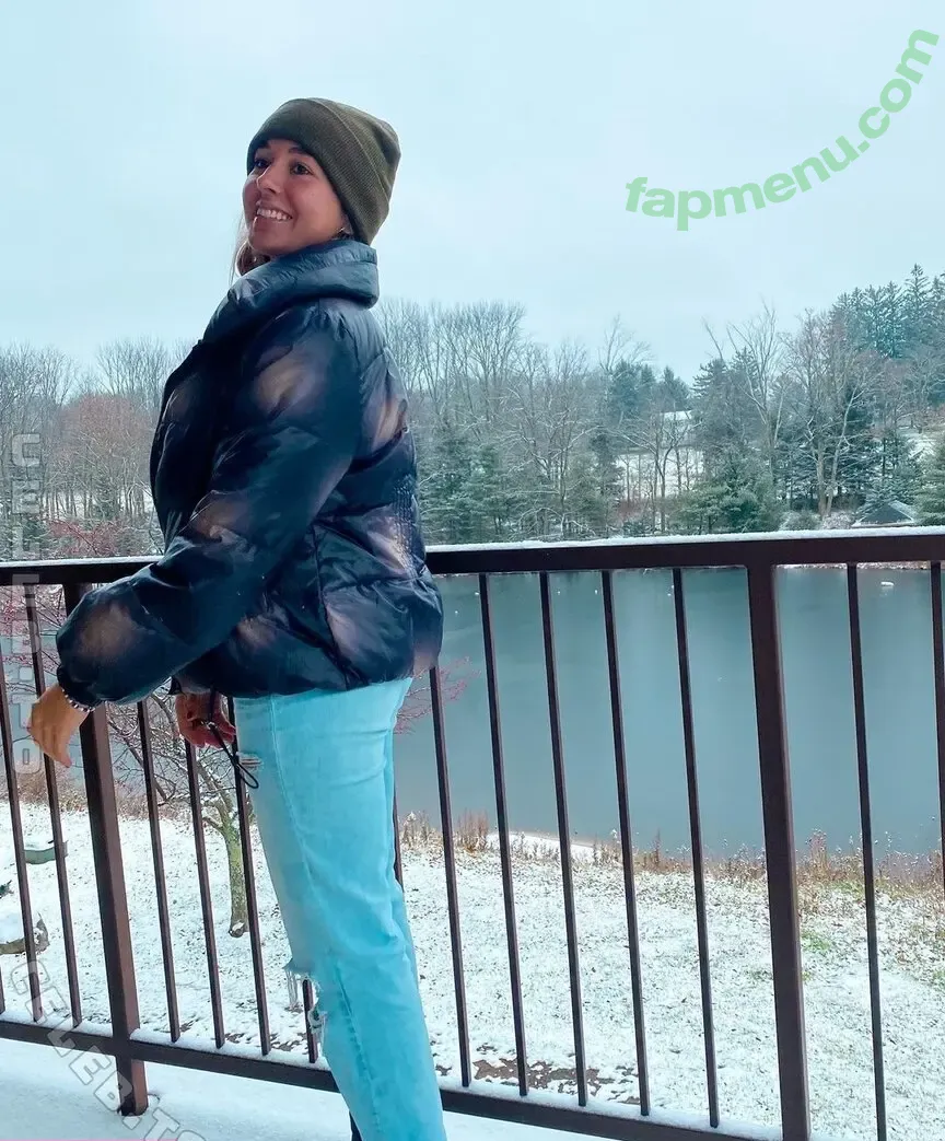 julie.tirado nude photo #0787 (JulesTirado / julietirado)