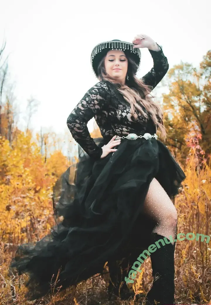 Julie1030 nude photo #0017 (Mariebaby1622 / juliehcousins)