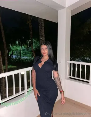 julieblossom / jul1eta27_ nude photo #0047