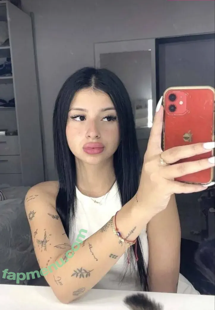 julieblossom nude photo #0003 (jul1eta27_)