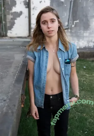 Julien Baker / julienrbaker nude photo #0008