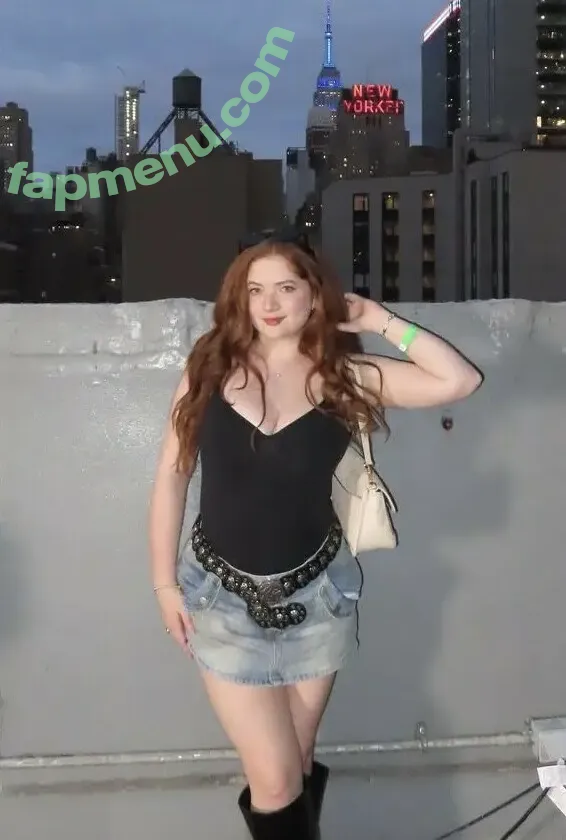 Juliet Siegel nude photo #0016 (julietsiegel)