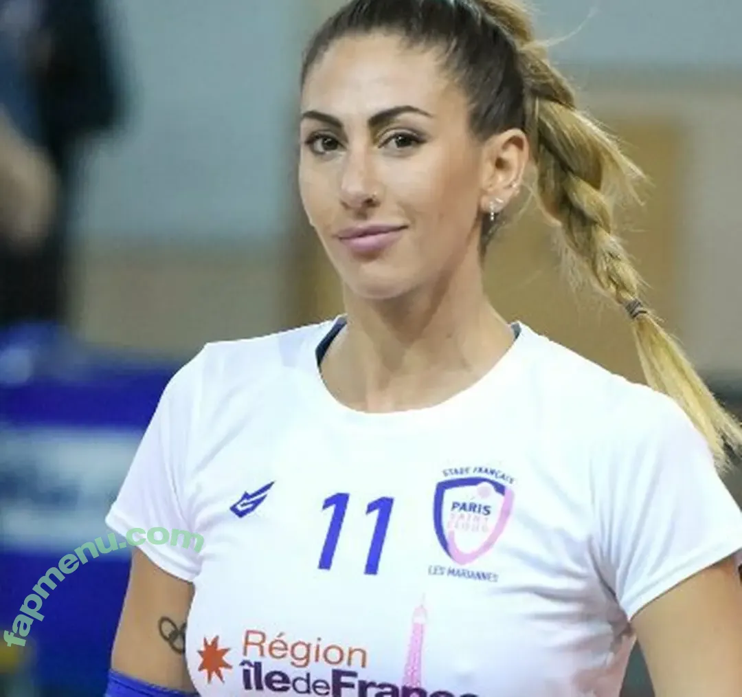 Julieta Lazcano nude photo #0021 (julietalazcano)