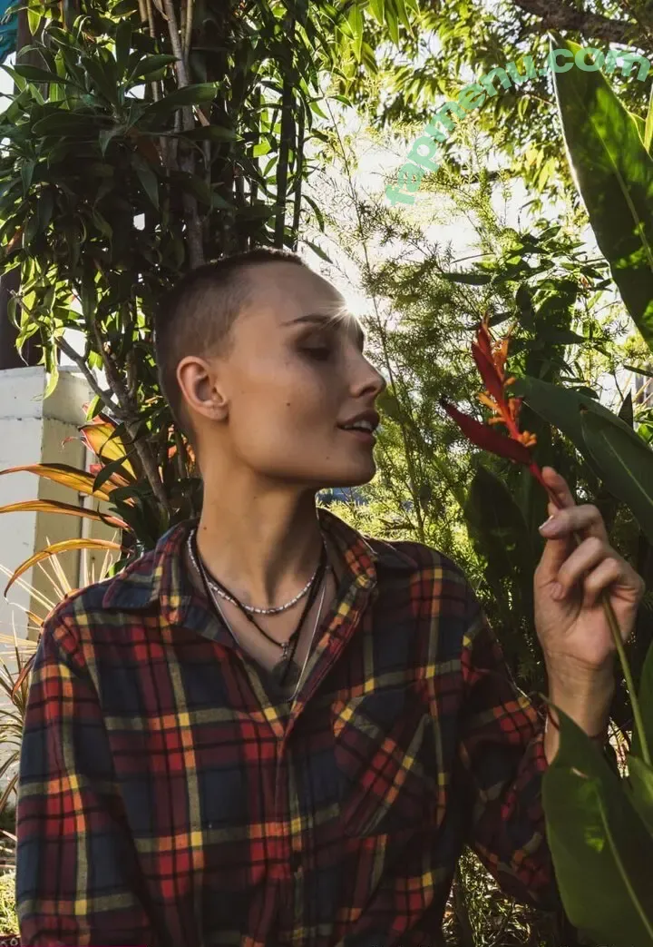 julietflick nude photo #0042 (julia_flick_)