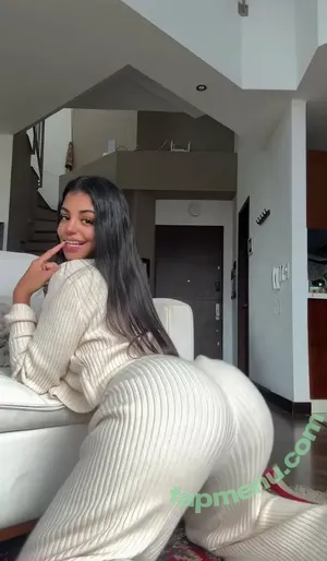  nude photo #0001