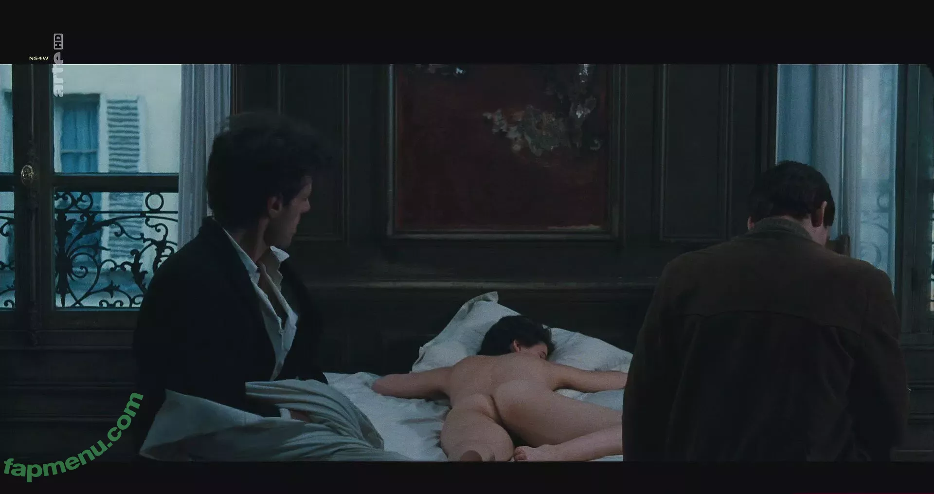 Juliette Binoche nude photo #0002 (juliettebinoche)