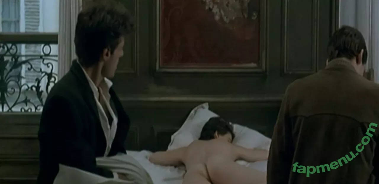 Juliette Binoche nude photo #0014 (juliettebinoche)