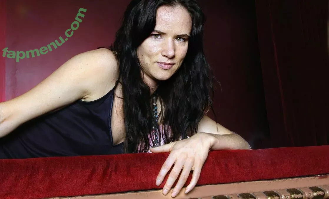 Juliette Lewis nude photo #0085 (juliettelewis)