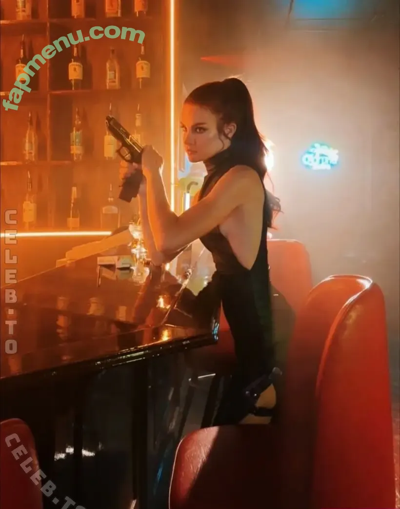 Juliette Sureau nude photo #0105 (juliettelsureau / juliettesureau)