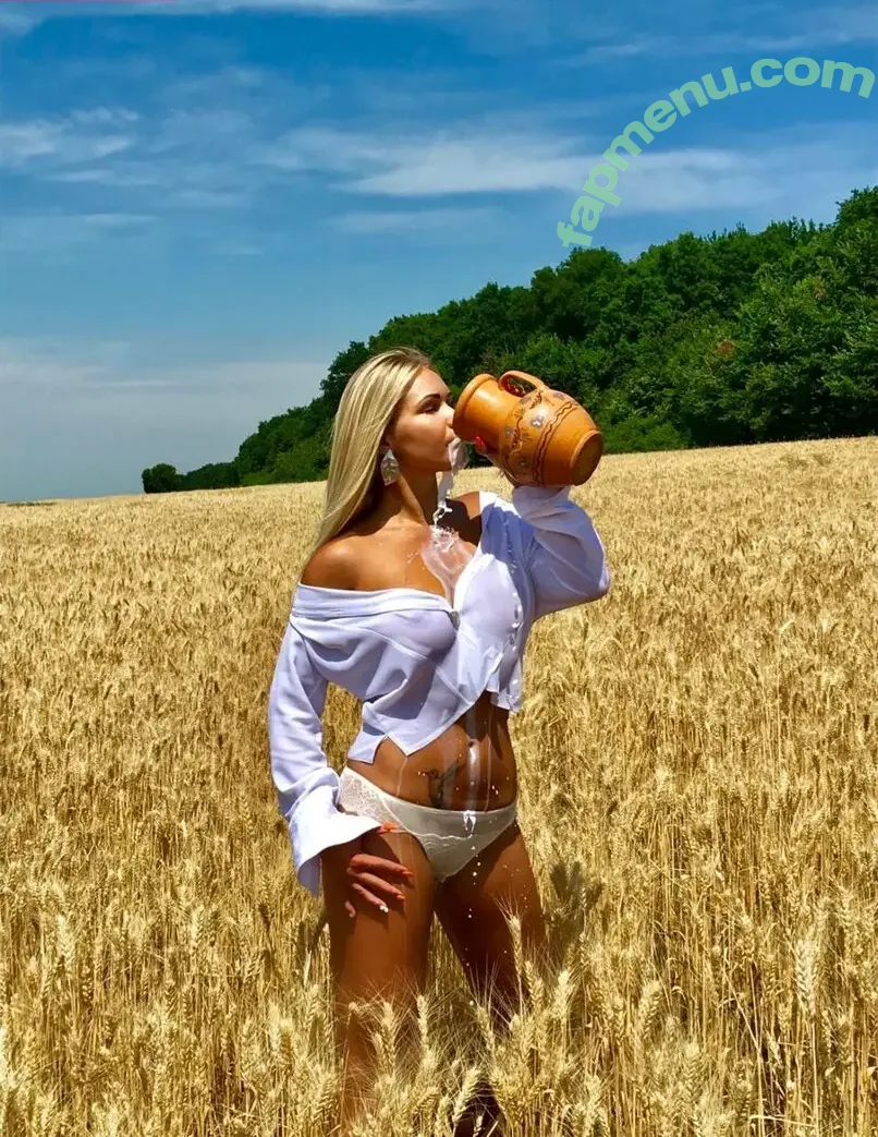 Julija Lisichkina nude photo #0032 (lisa1303.90)