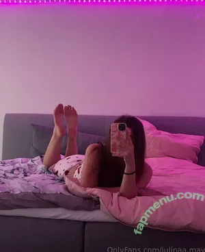 julinaa.may / julianafmay nude photo #0053
