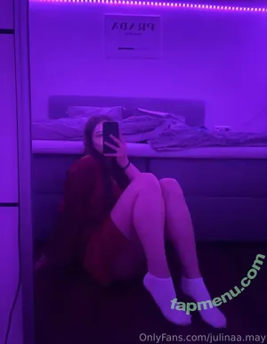 julinaa.may / julianafmay nude photo #0090