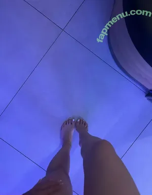 julinaa.may / julianafmay nude photo #0097