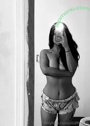 julsafterdark / reel nude photo #0002