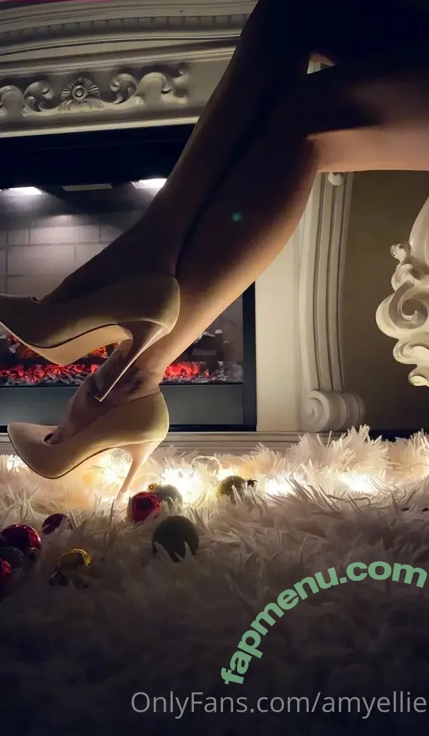 Julyana nude photo #0264 (julyellie)