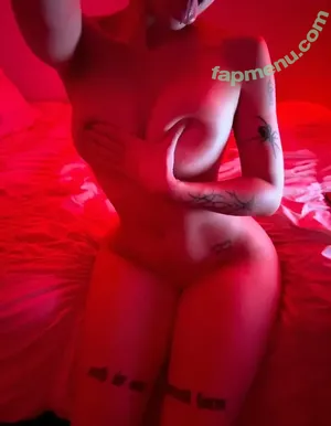 Julzthefools nude photo #0082